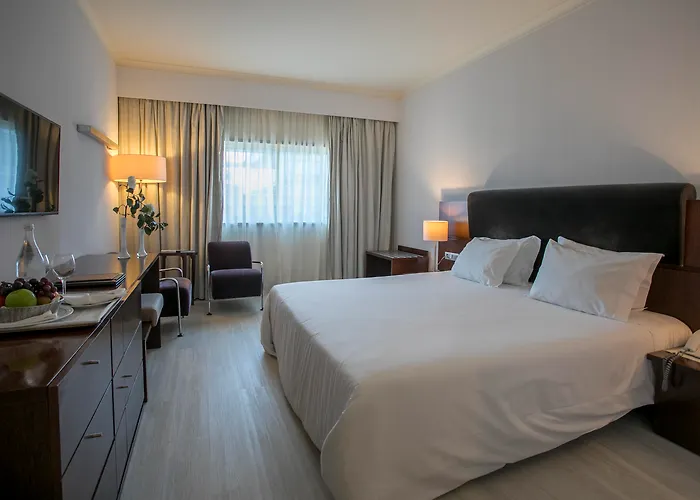 Olissippo Oriente Отель 4*