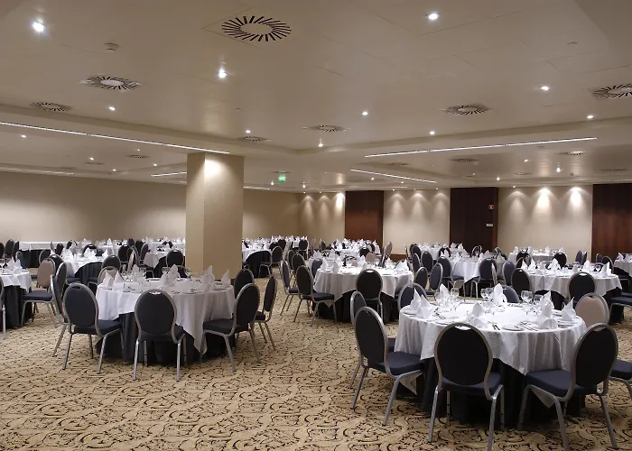 Olissippo Oriente Отель 4*