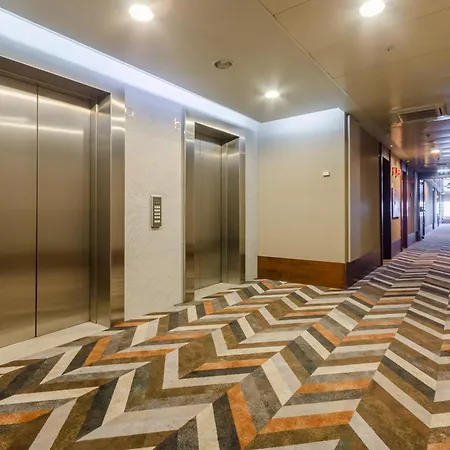 Hotell Olissippo Oriente 4*